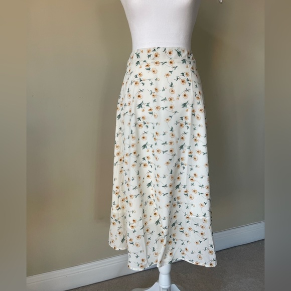 DAZY Allover Floral Print High Waist Lined Maxi Skirt, Ruffle Fall EUC Size 4 - Picture 8 of 9